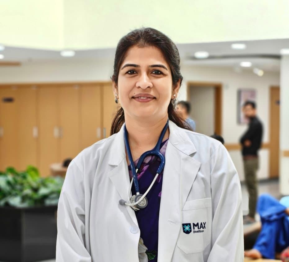 Dr A Zeenat  Ahmed  